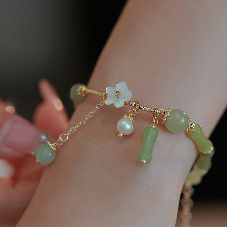 The Maiden With Willow Bracelets