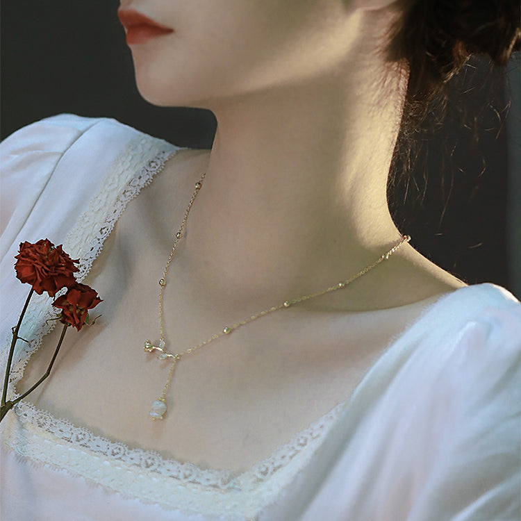 Moonlight Roses Necklace