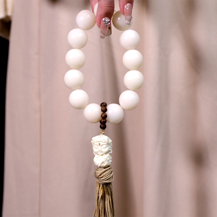 White Jade Bodhi Root Wen Play Bracelet Amber NG