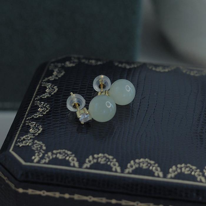 Hetian Jade Zircon Earrings Amber NG