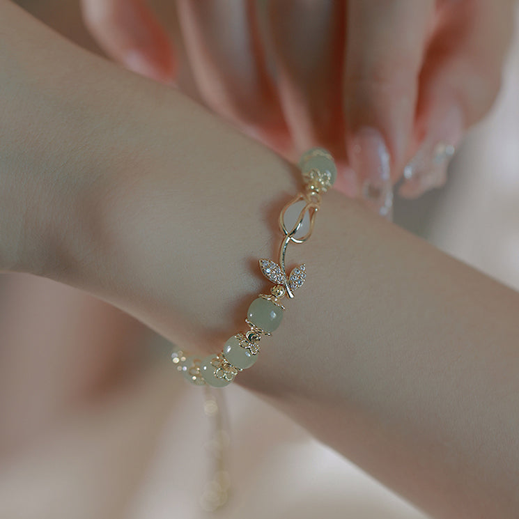 Tulips in blooming Amber NG