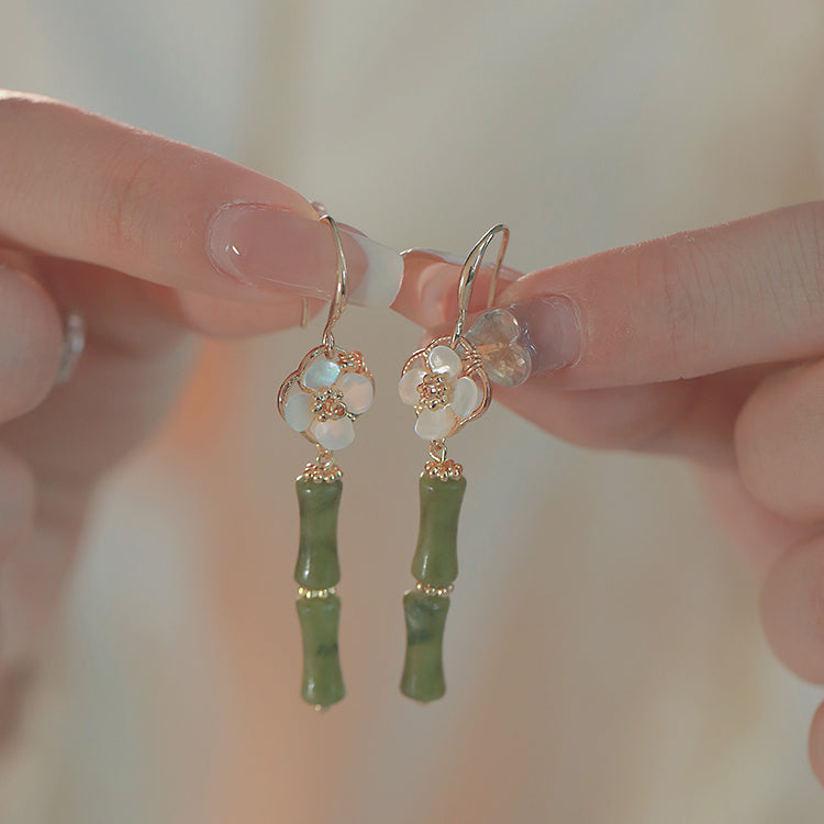 Bamboo Fragrance and Rain Dew Earrings Amber NG