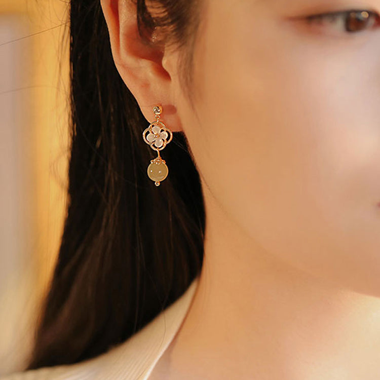 Garden of flowers - Hetian Jade Earrings Amber NG