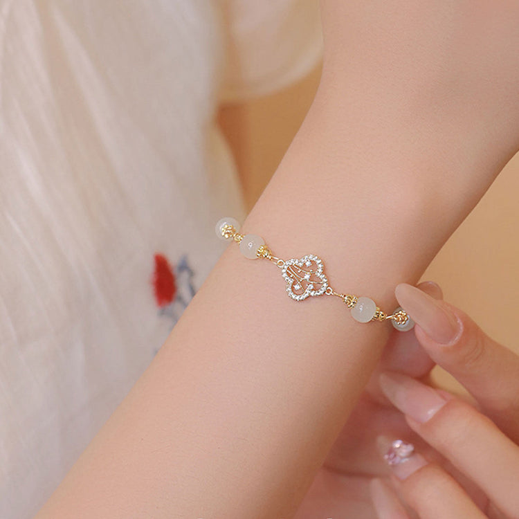 He Ning | Clover in Serene Jade