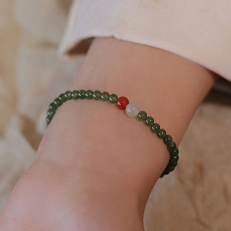 Zhi Fou | Stacking Hetian Jade Strands