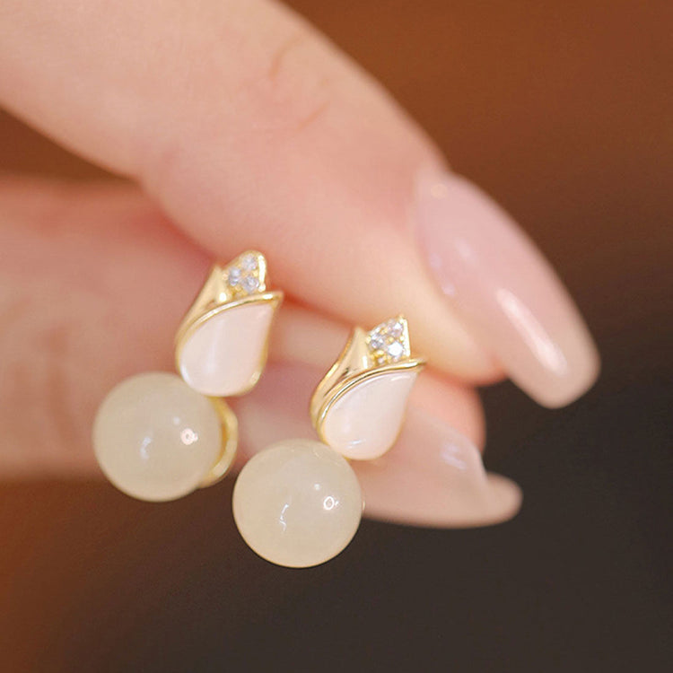 Tulip in Jade | Hetian Jade Stud Earrings
