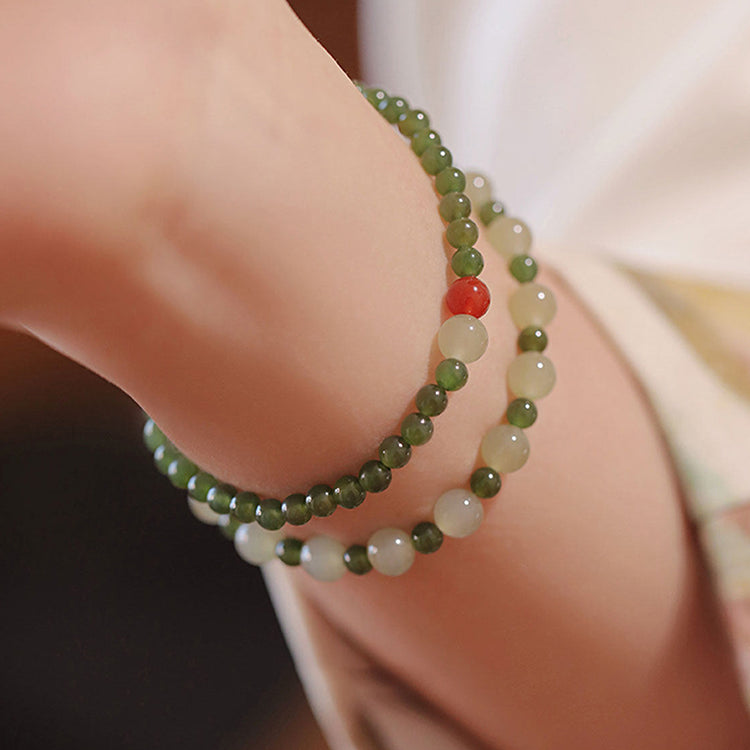 Zhi Fou | Stacking Hetian Jade Strands