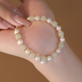 Spring-kissed Pearl-Hetian Bracelet