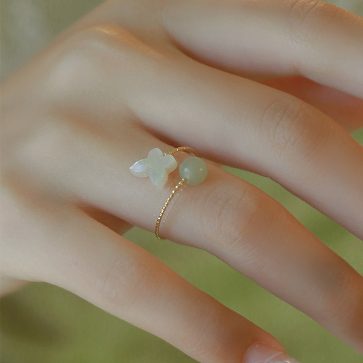 Dream of the Butterfly - Hetian Jade Ring Amber NG