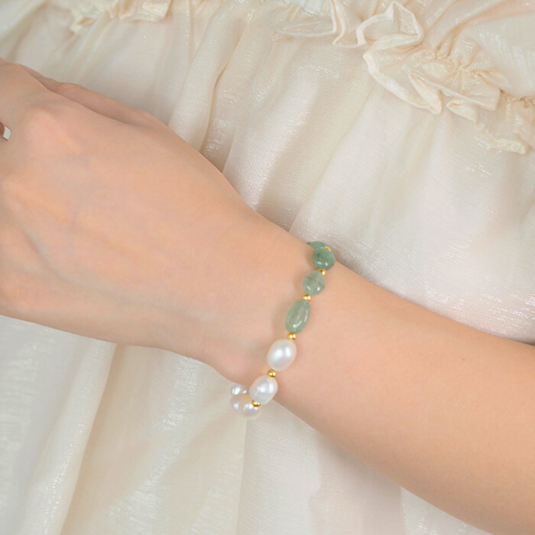 Green Strawberry Crystal & Baroque Pearl Bracelet Amber NG