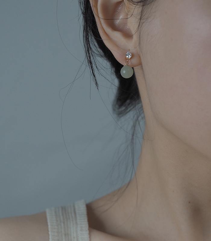 Hetian Jade Zircon Ear Clip Amber NG