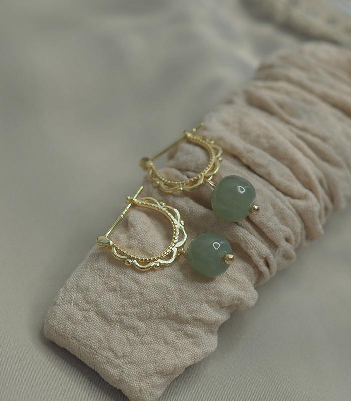 Hetian Jade Lace Ear Buckle Amber NG