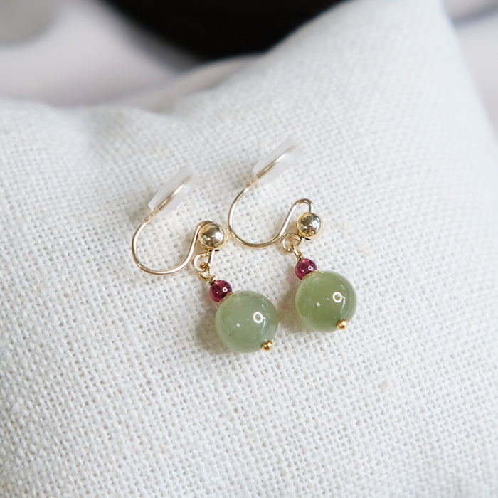 HETIAN JADE & GARNET EAR CLIP Amber NG